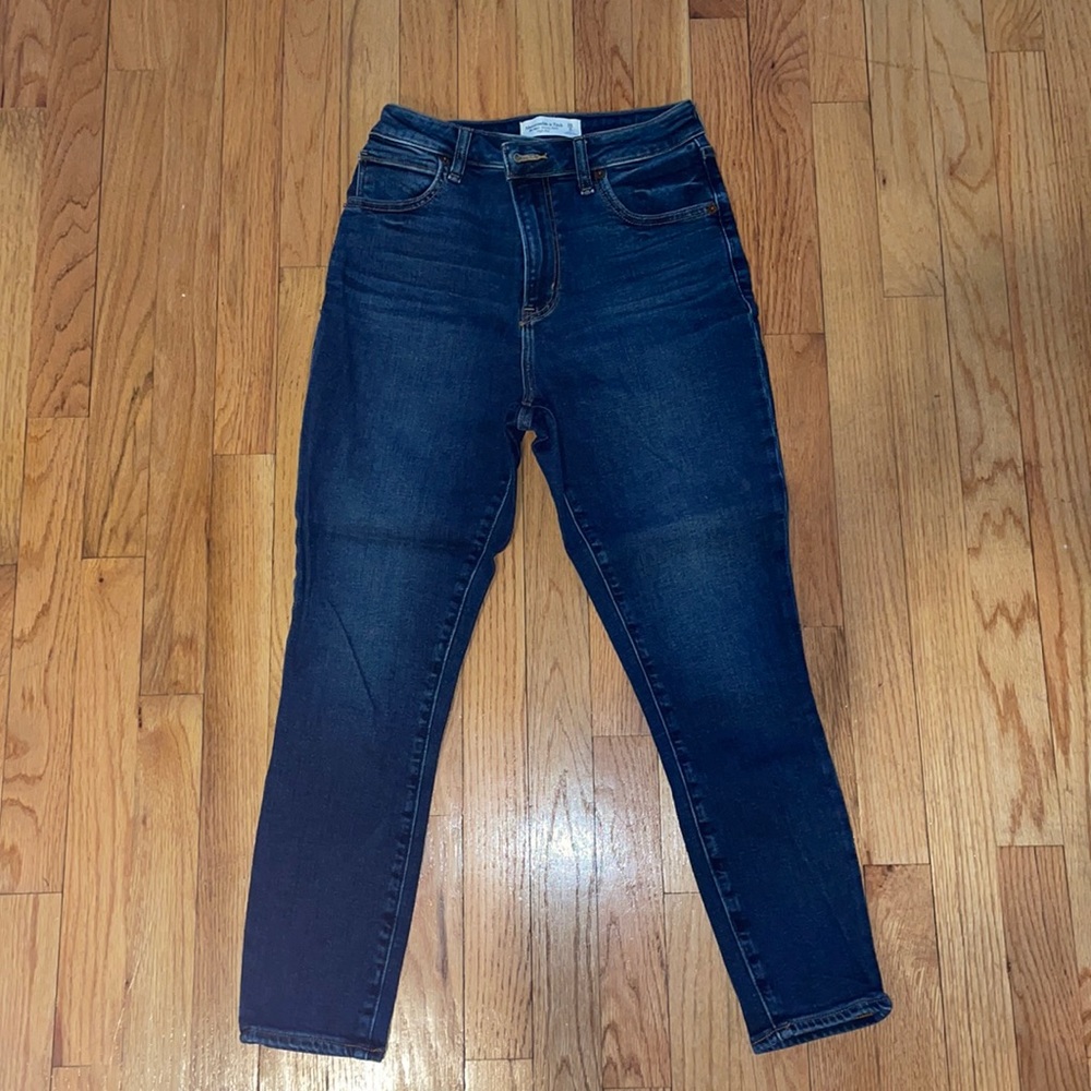 Abercrombie & Fitch Curve Love Super Skinny Ankle High Rise Jeans Size 26S